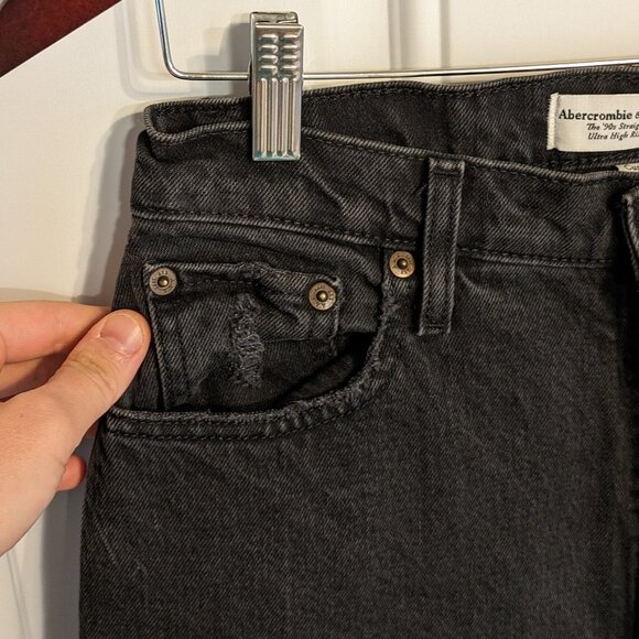 NWT Abercrombie + Fitch Curve Love The 90s Straight Ultra High Rise Size 27 / 4 - Picture 5 of 13